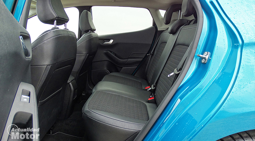Space of the rear seats of the Ford Fiesta